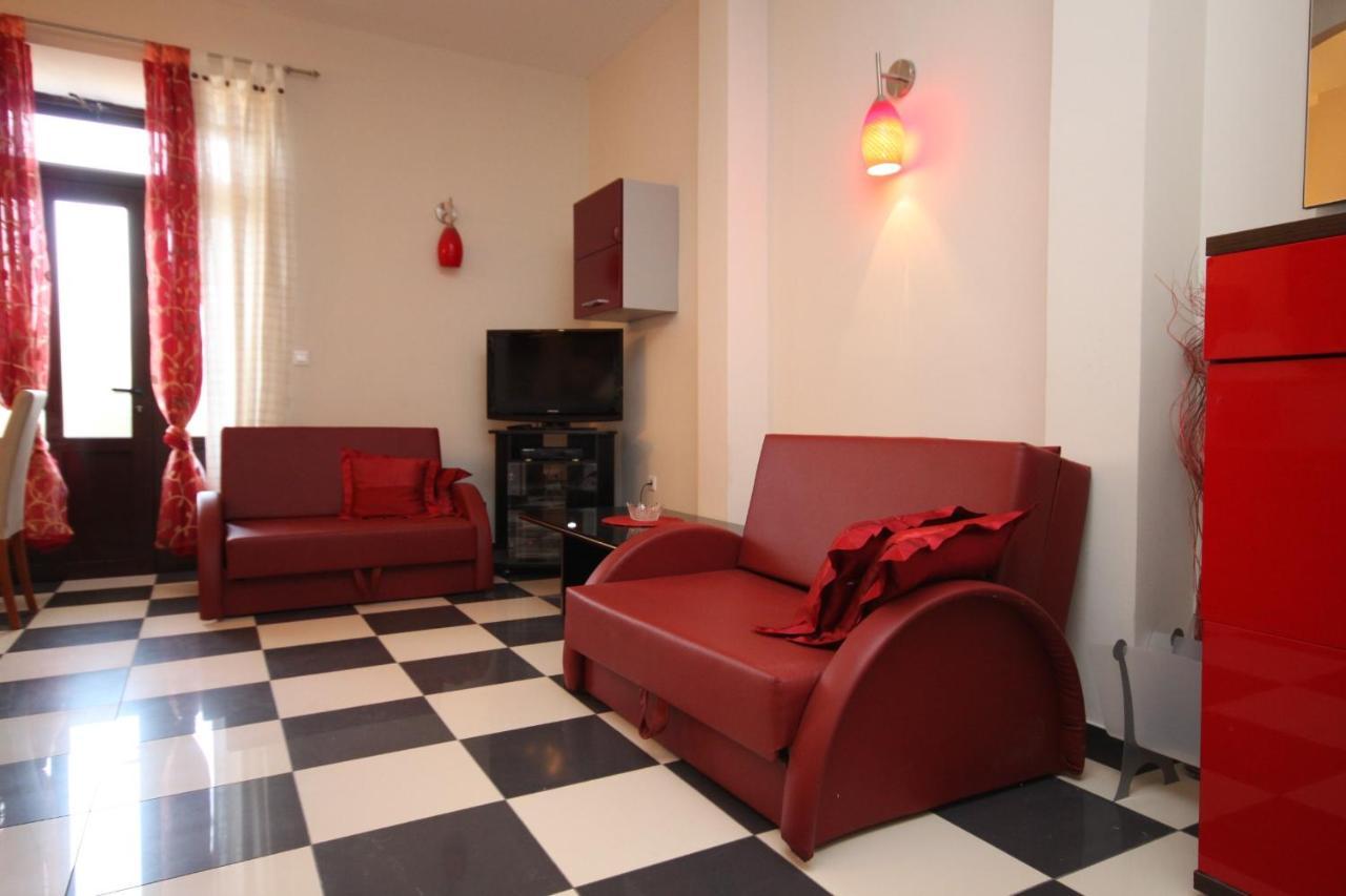 Apartments By The Sea Podgora, Makarska - 6713 Екстер'єр фото
